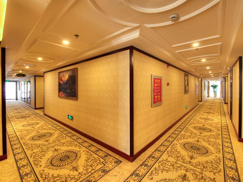 Vienna Hotel Shanghai Happy Valley Szungcsiang Kültér fotó